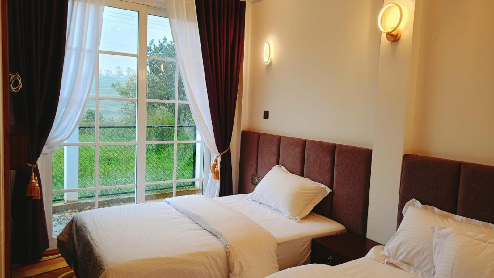 Golden Mist Hotel ヌワラ・エリヤ エクステリア 写真